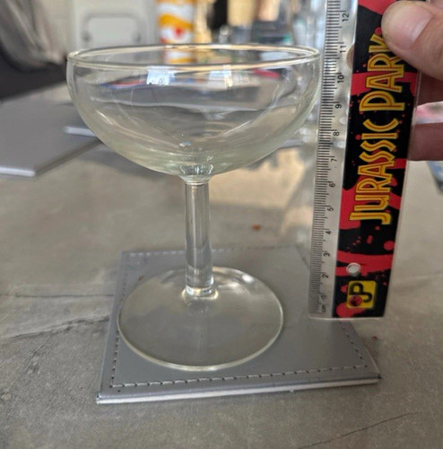 Clear glass stemmed champagne - stemmed,