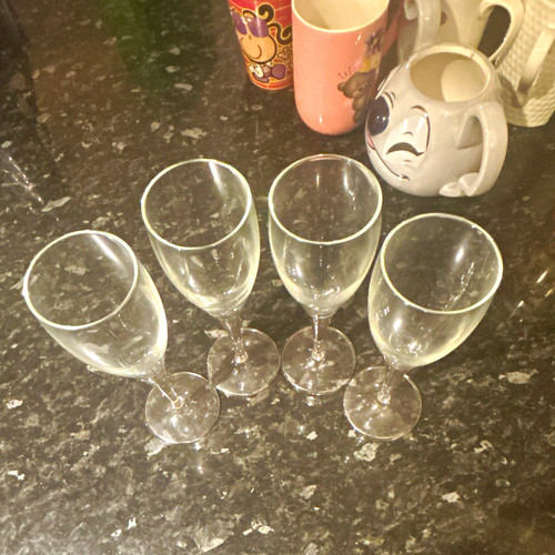 Clear glass champagne - glass, flutes