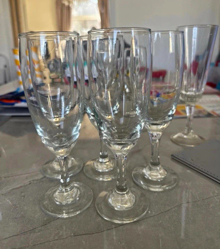 Set clear glass champagne - of,